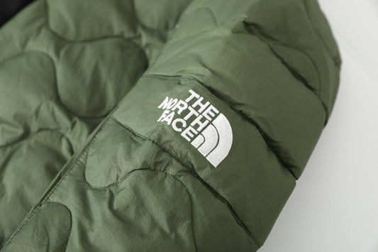 JAQUETA THE NORTH FACE 1