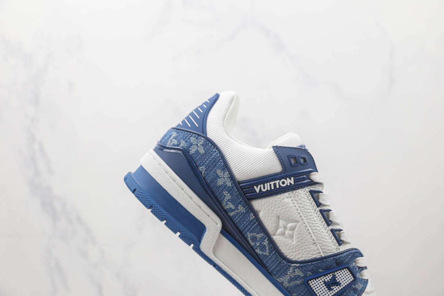 Louis Vuitton Trainer Low Azul e Branco