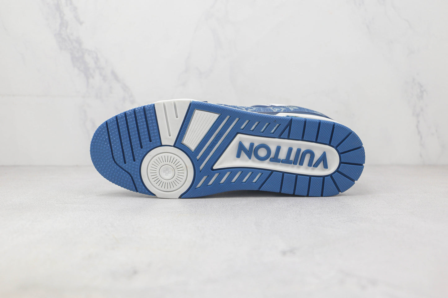 Louis Vuitton Trainer Low Azul e Branco