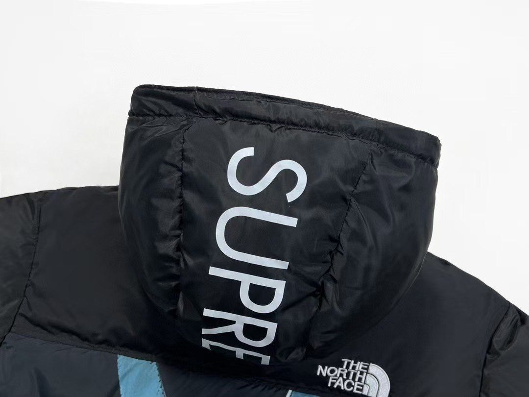 JAQUETA THE NORTH FACE NEW YORK