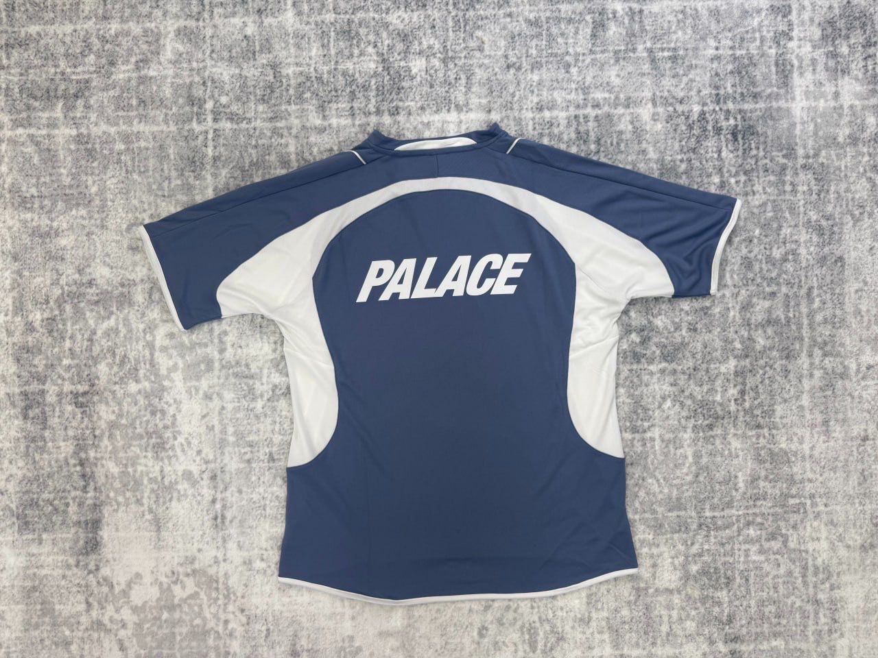 CAMISETA PALACE 1