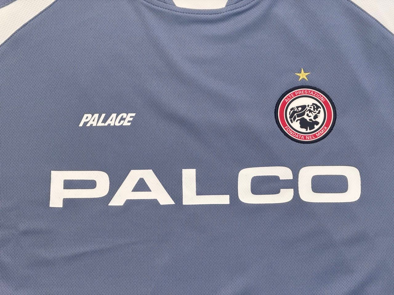 CAMISETA PALACE 1