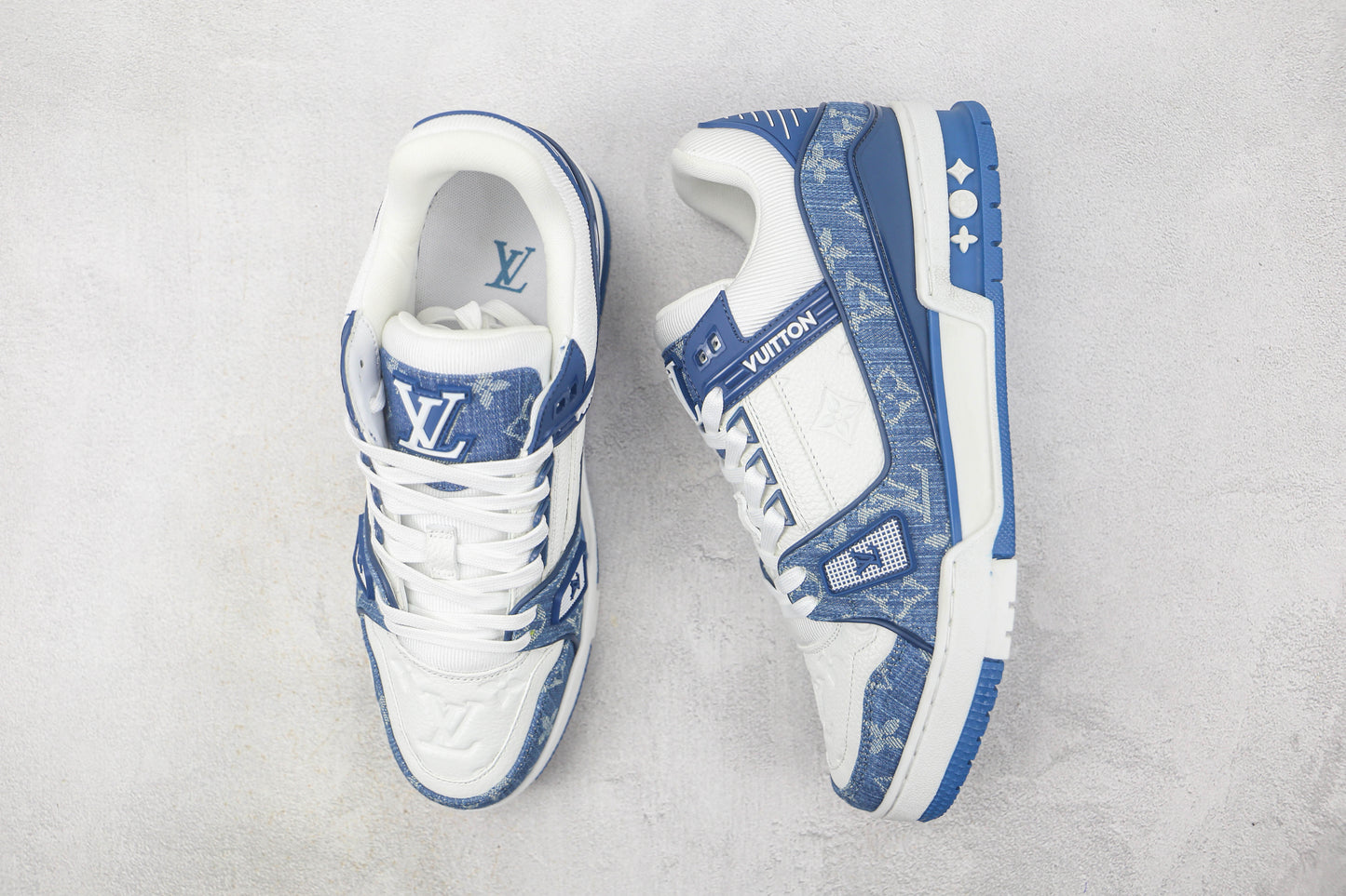 Louis Vuitton Trainer Low Azul e Branco